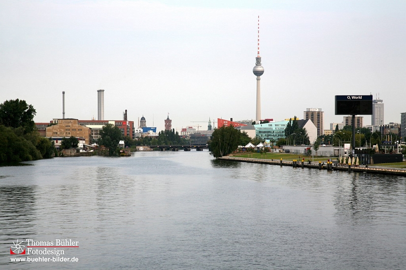 Berlin_Ost_Blick von der Oberbaumbrücke auf den Alexanderplatz_IMG_9411.jpg