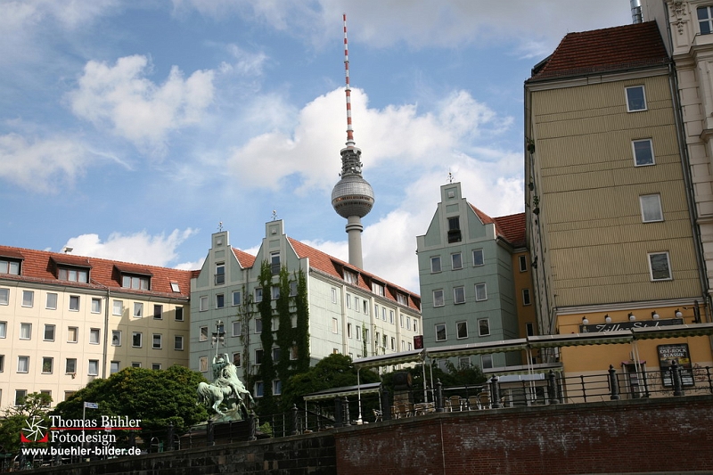 Berlin_Ost_Blick von der Spree auf den Fernsehturm_IMG_7948.jpg