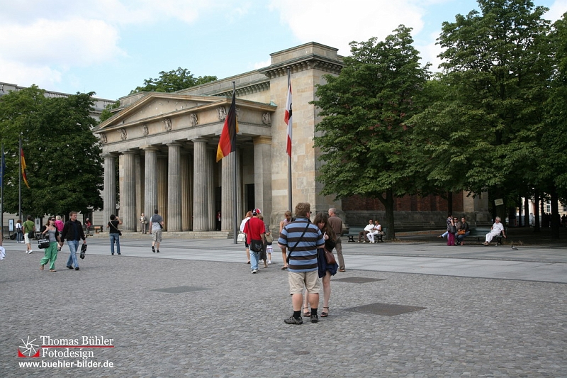 Berlin_Ost_Neue Wache_Wachhaus_IMG_8433.jpg