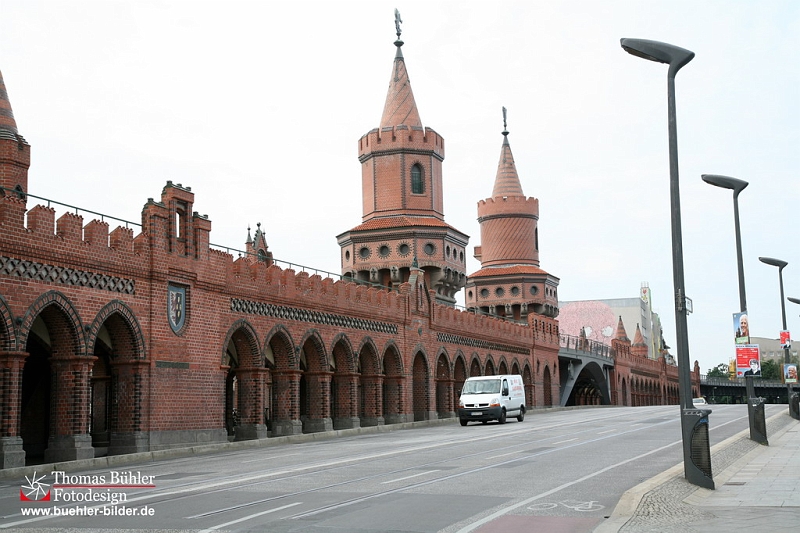 Berlin_Ost_Oberbaumbruecke_IMG_9400.jpg