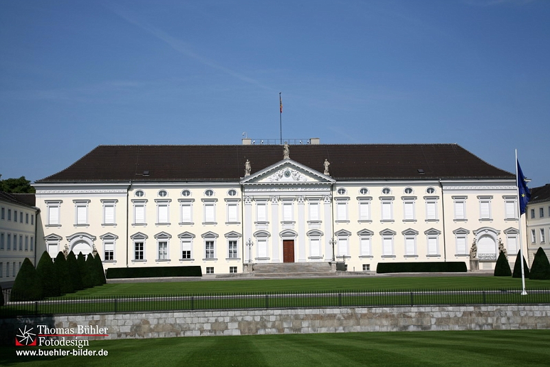 Berlin_West_Schloss Bellevue an der Spree_IMG_9737.jpg
