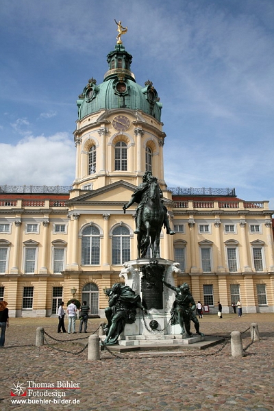 Berlin_West_Schloss Charlottenburg_IMG_8708.jpg