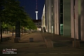 Berlin_West_Regierungsgebaeude am Paul-Loebe-Haus mnit Blick zum Fernsehturm bei Nacht_IMG_9162