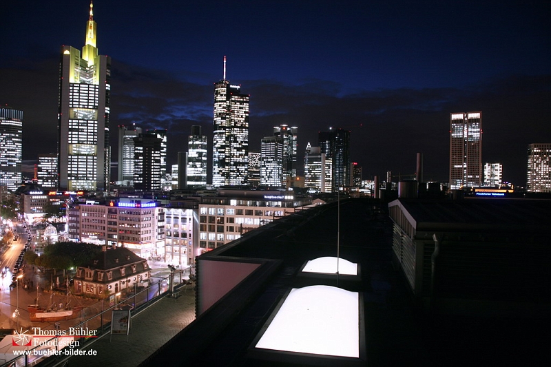 Frankfurt am Main Skyline bei Nacht IMG_3783,0.jpg