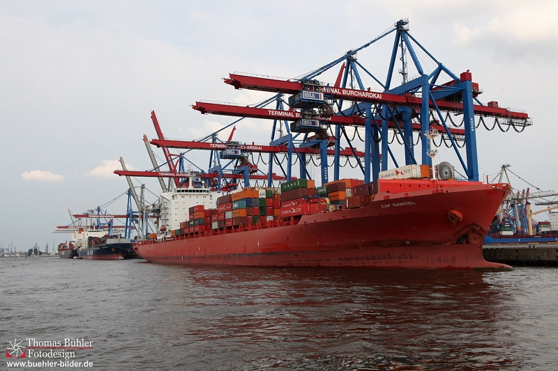 Hamburg Containerschiff im Hafen IMG_3336.jpg
