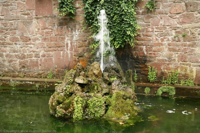 Brunnen im Heidelberger Schlossgarten_©IMG_1306.jpg