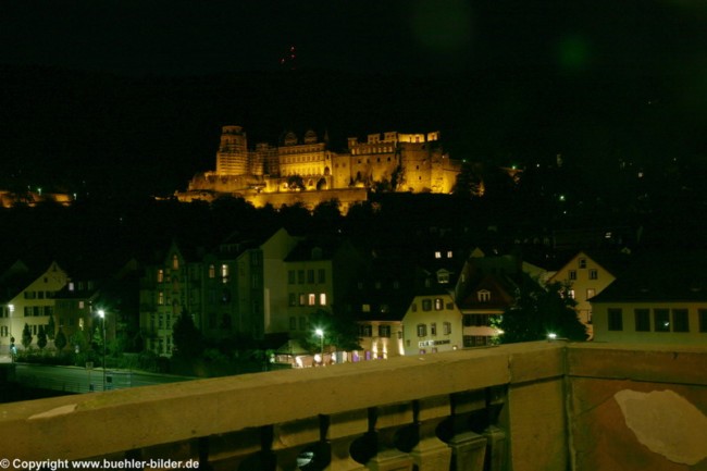 Schloss bei Nacht_©IMG_9904.jpg