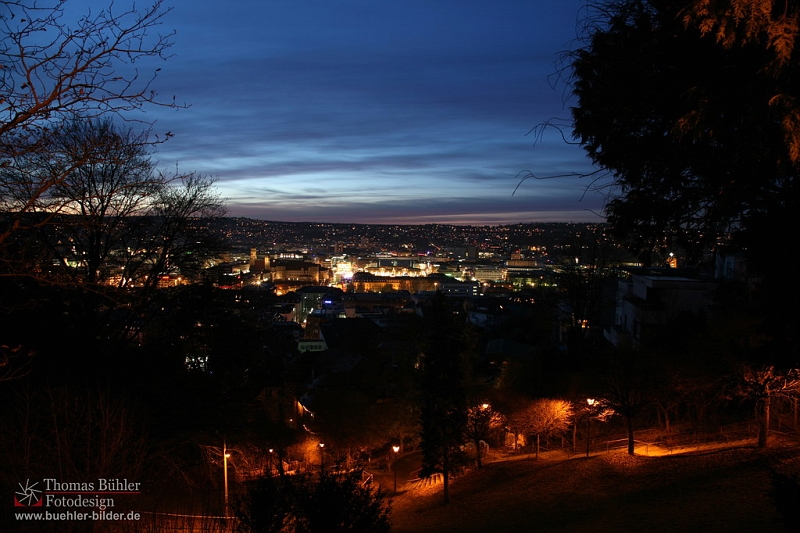 Stuttgart Blick auf den Schlossplatz bei Nacht IMG_6649.jpg